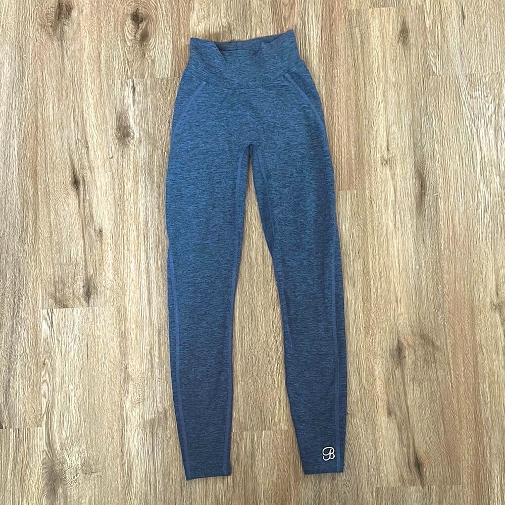 LIKE NEW 🔥 BOMBSHELL SPORTSWEAR Shaping Blue High-Waist Leggings with Pockets